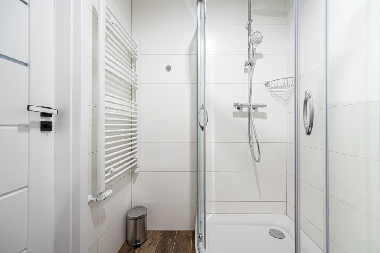 Apartment 24H With Free Garage And Ac Jagielly 5 弗罗茨瓦夫 外观 照片